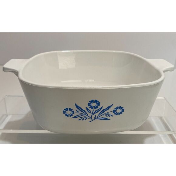 CorningWare Cornflower Pattern 1 Qt Casserole Dish No Lid - Picture 1 of 6